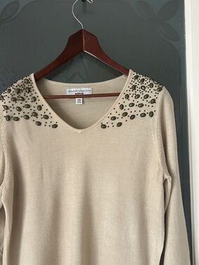 Avenue Vintage Sweater Collection Long Sleeve